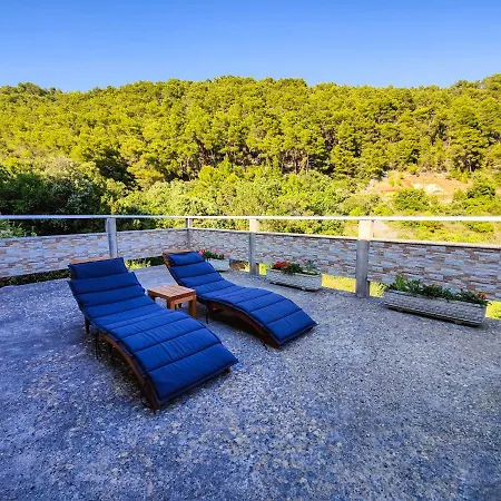 Robinson Dionis Tatil Evi Selca kod Bogomolja