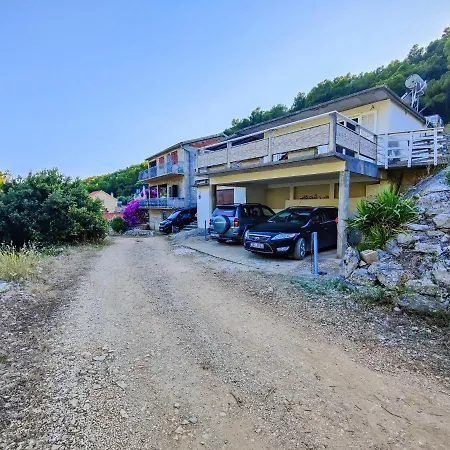 Tatil Evi Robinson Dionis *