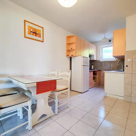 Robinson Dionis Tatil Evi *