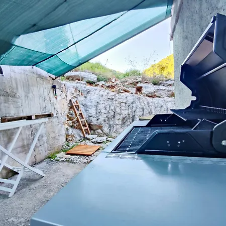 Robinson Dionis Tatil Evi Selca kod Bogomolja