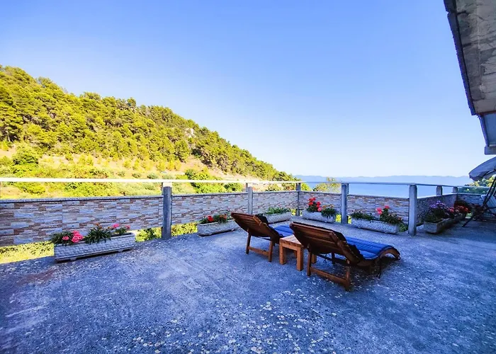 Tatil Evi Robinson Dionis Selca kod Bogomolja